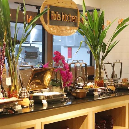 Ibis Pontianak City Center Exterior foto