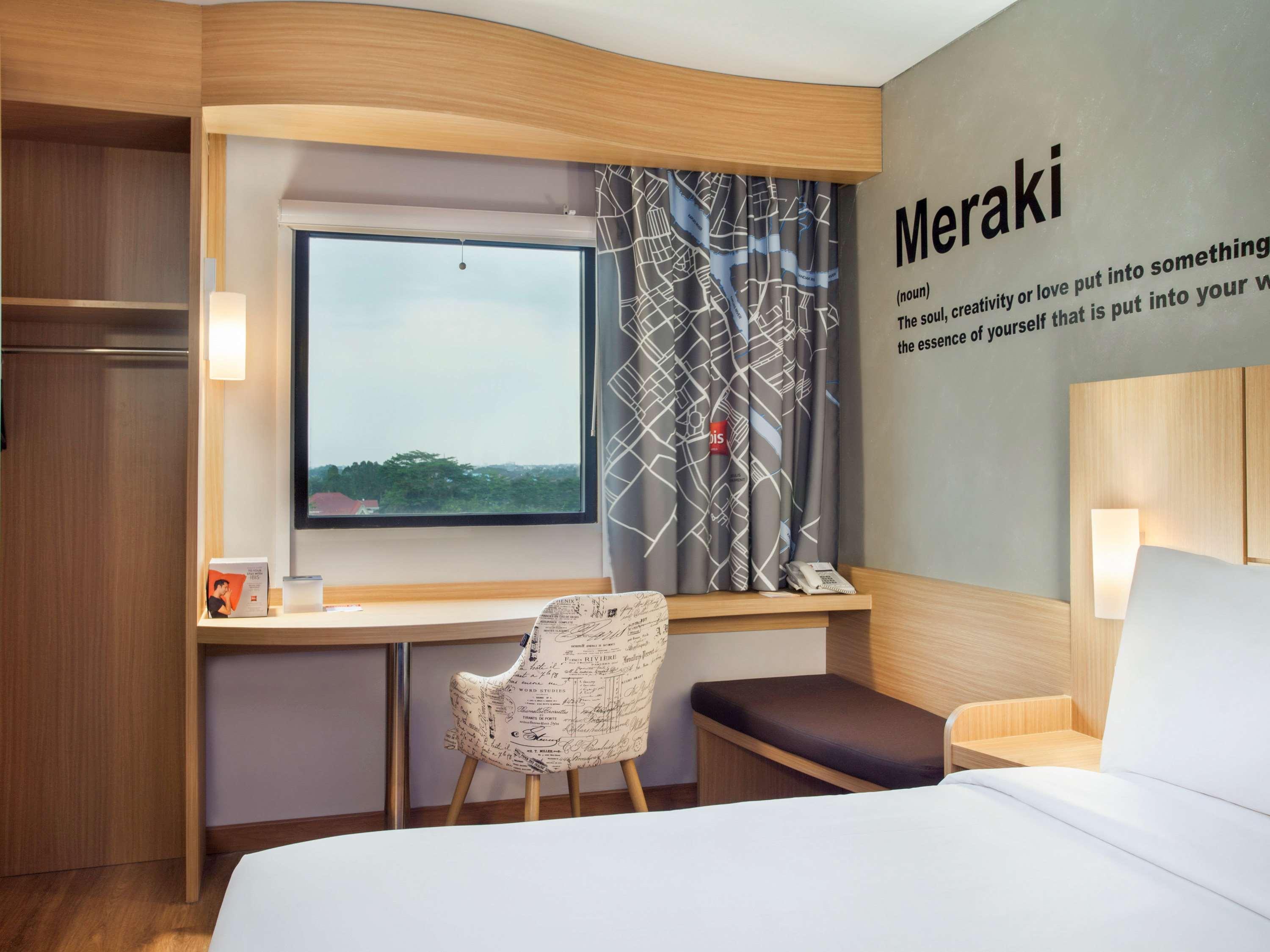 Ibis Pontianak City Center Exterior foto