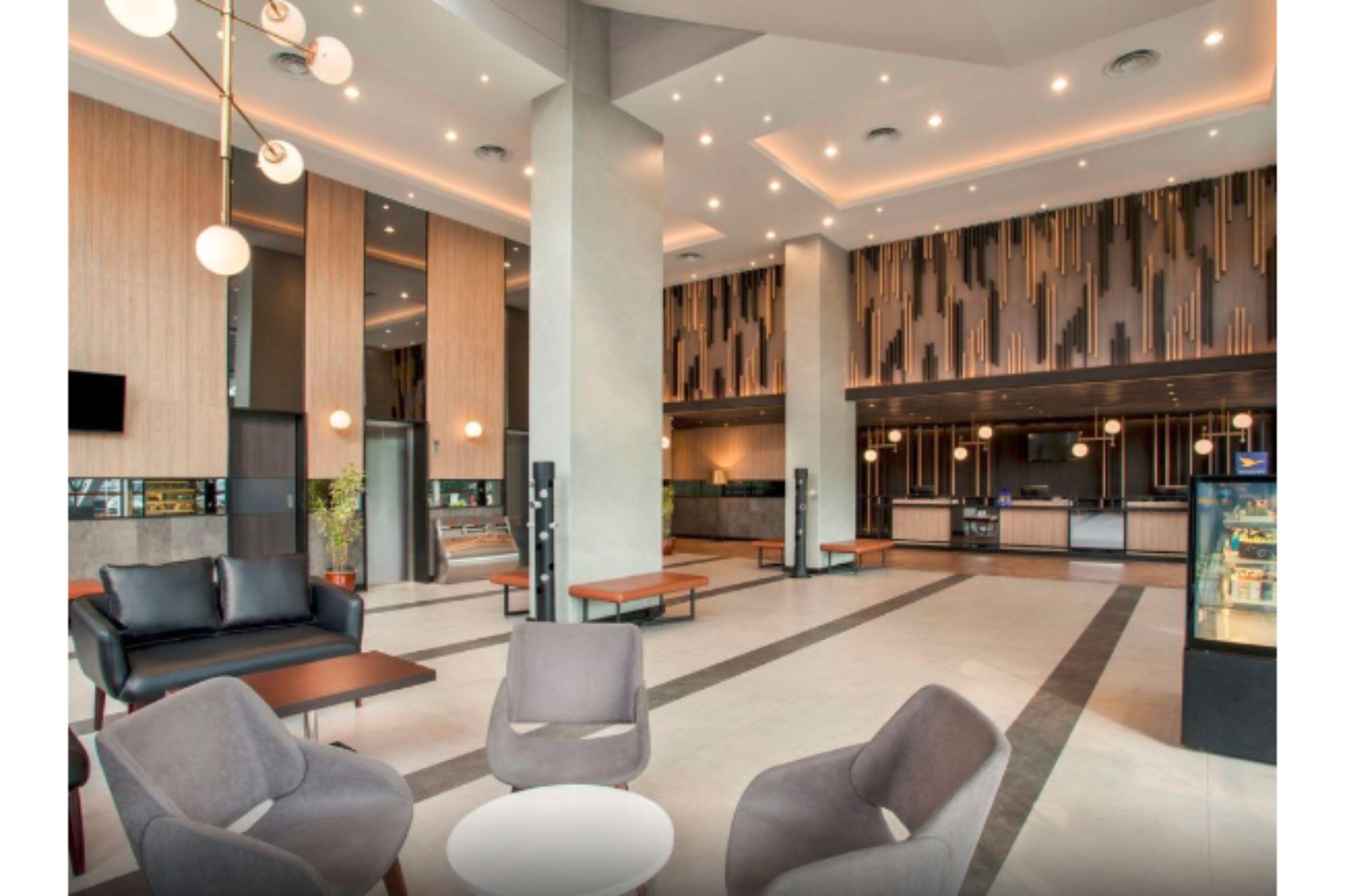 Ibis Pontianak City Center Exterior foto