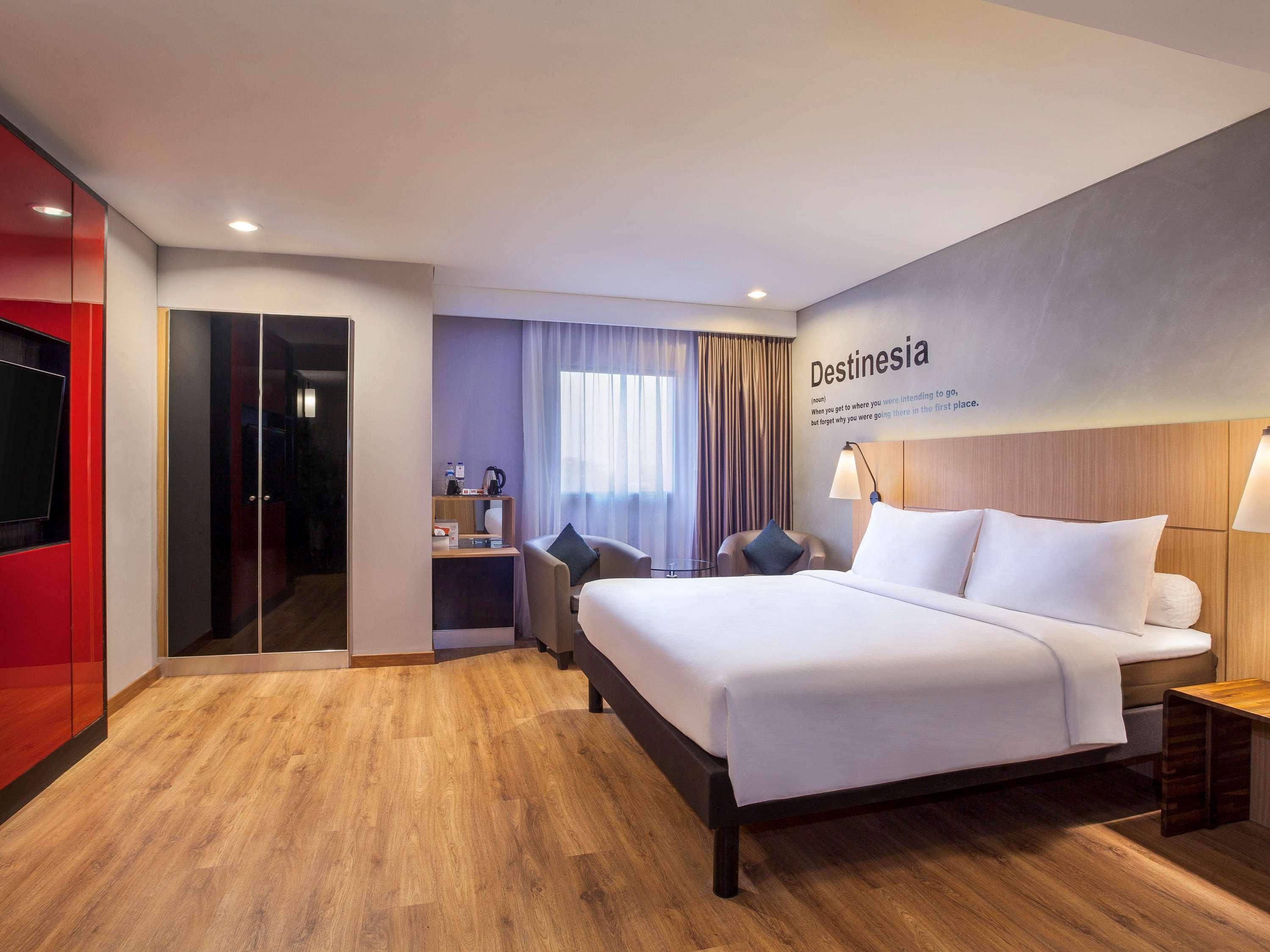 Ibis Pontianak City Center Exterior foto